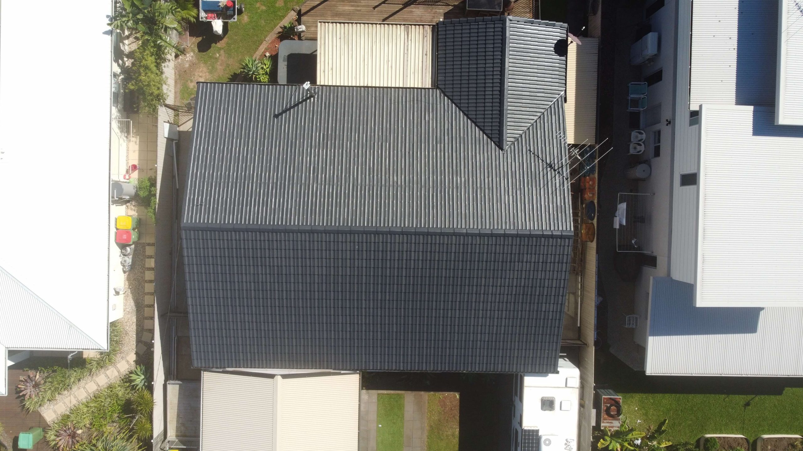 Roof painting job at Victoria Point, photo 11