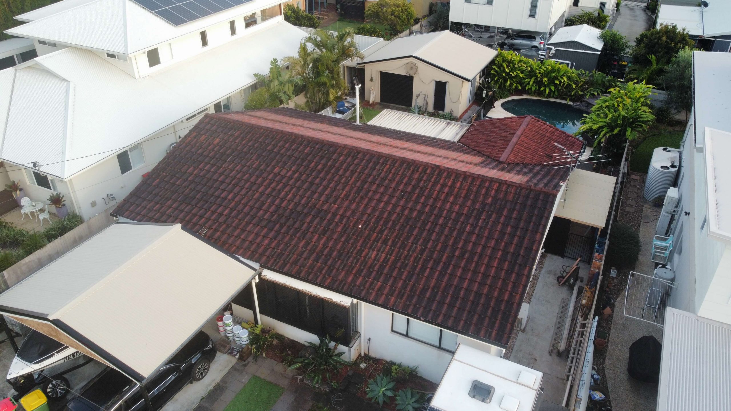 Roof painting job at Victoria Point, photo 7