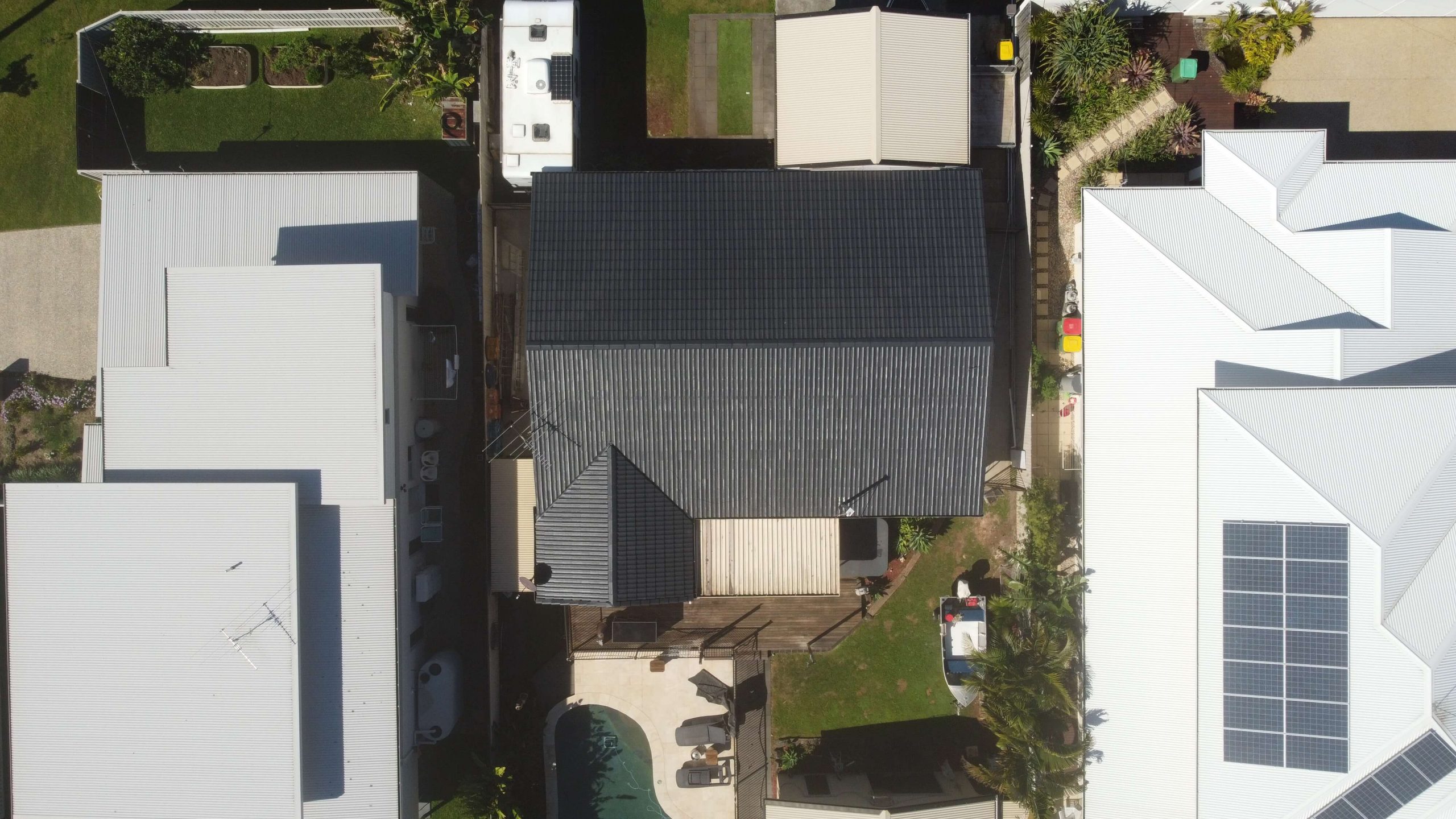 Roof painting job at Victoria Point, photo 9