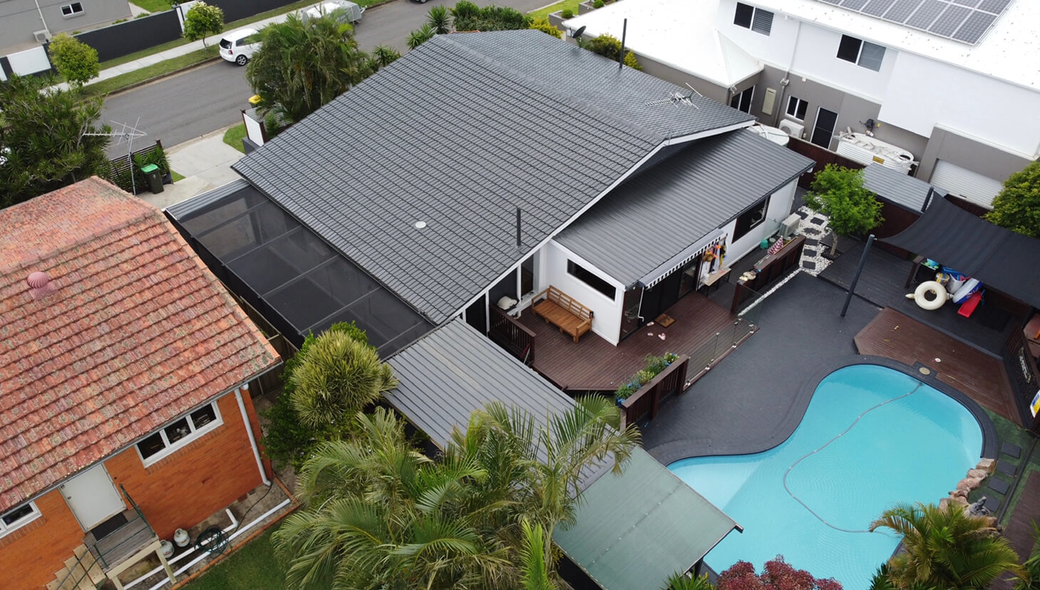 Tiled roof restoration completed in Wishart QLD